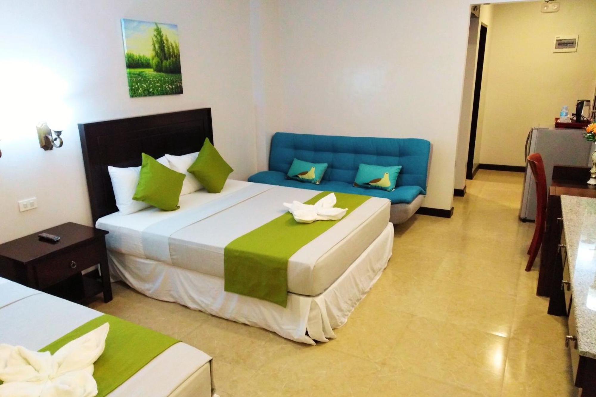 Venezia Suites Hotel Iloilo Номер фото